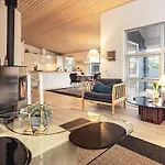 5 Star Holiday Home In Lokken 펜션 *