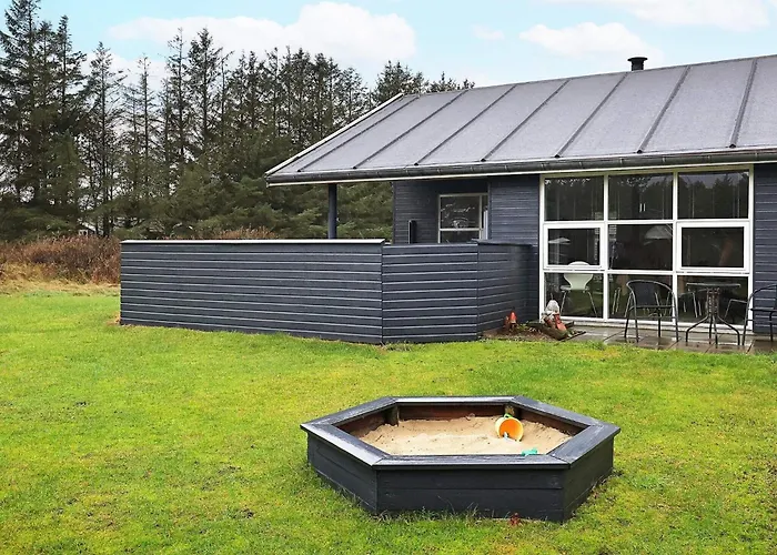 Dom wakacyjny Modern Retreat With - By Traum